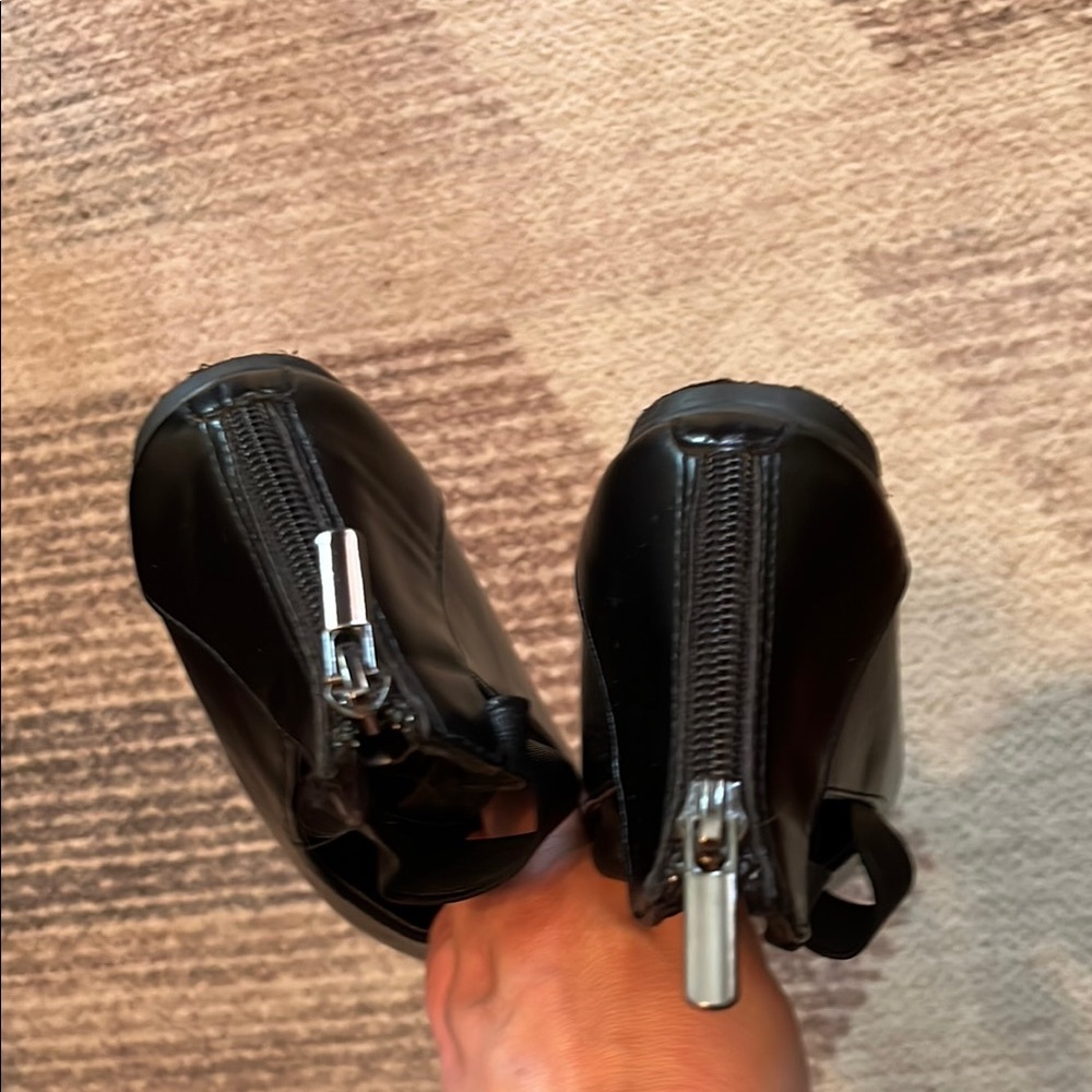 Classic Black Kids Shoes - Picture 4 of 5